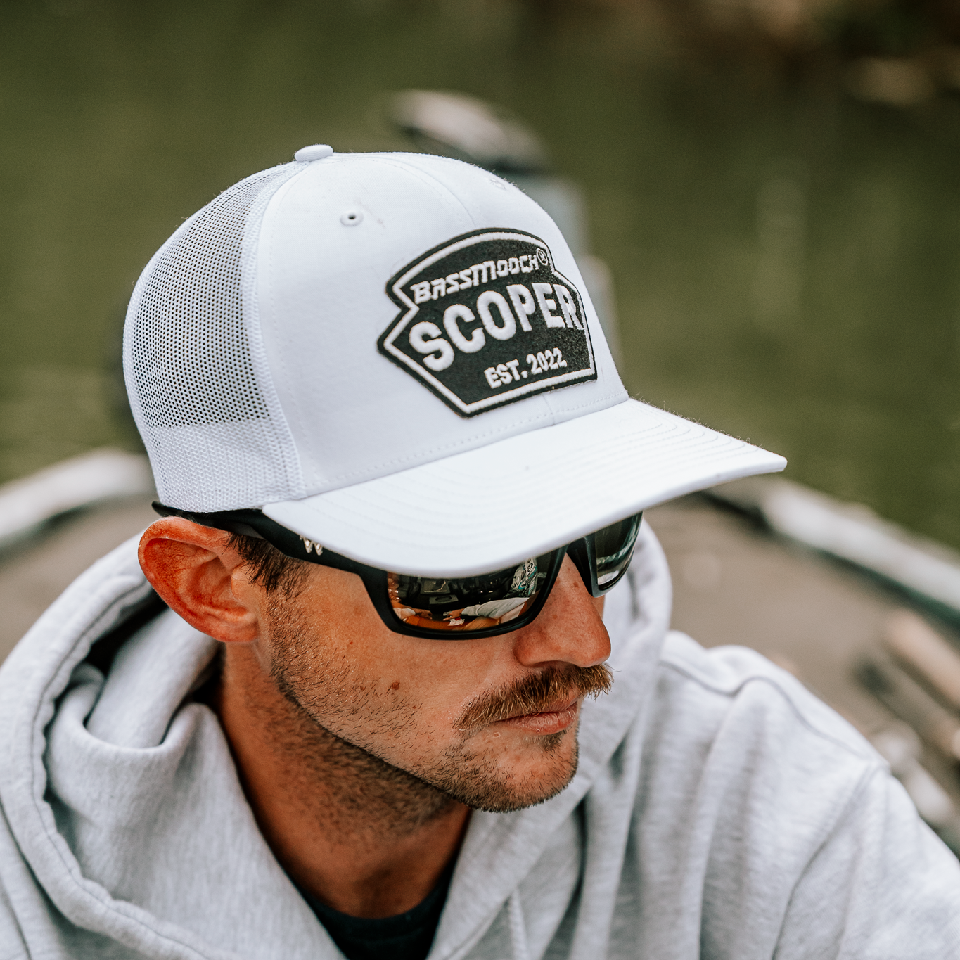 Scoper White
